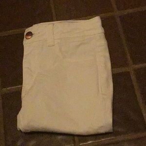 American Eagle White Jeans
